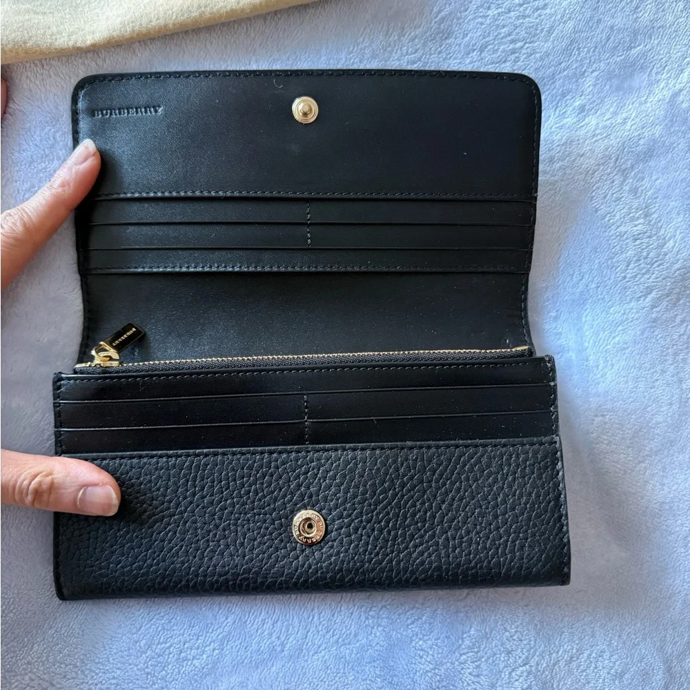 Burberry Beige and Black Plaid Wallet - Picture 6 of 16